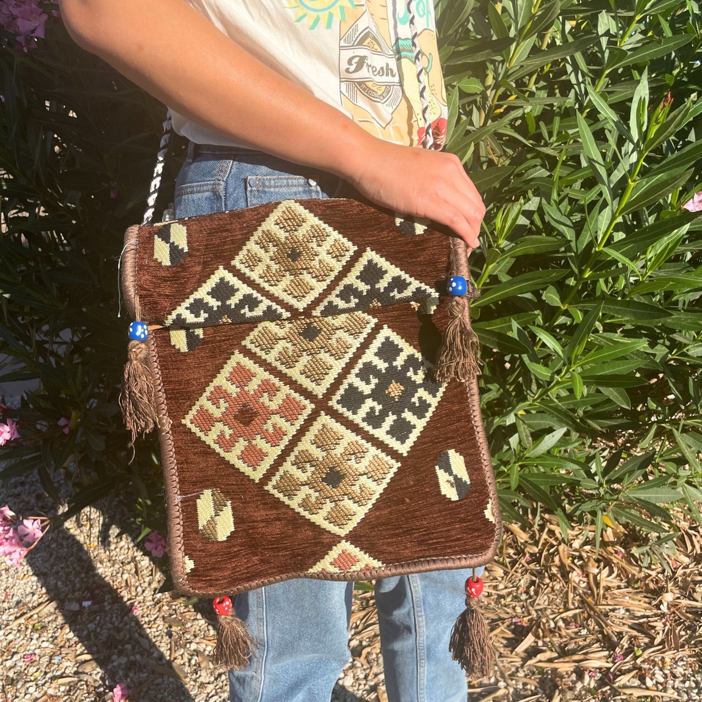 | Bolso bandolera de festival Kilim de chocolate